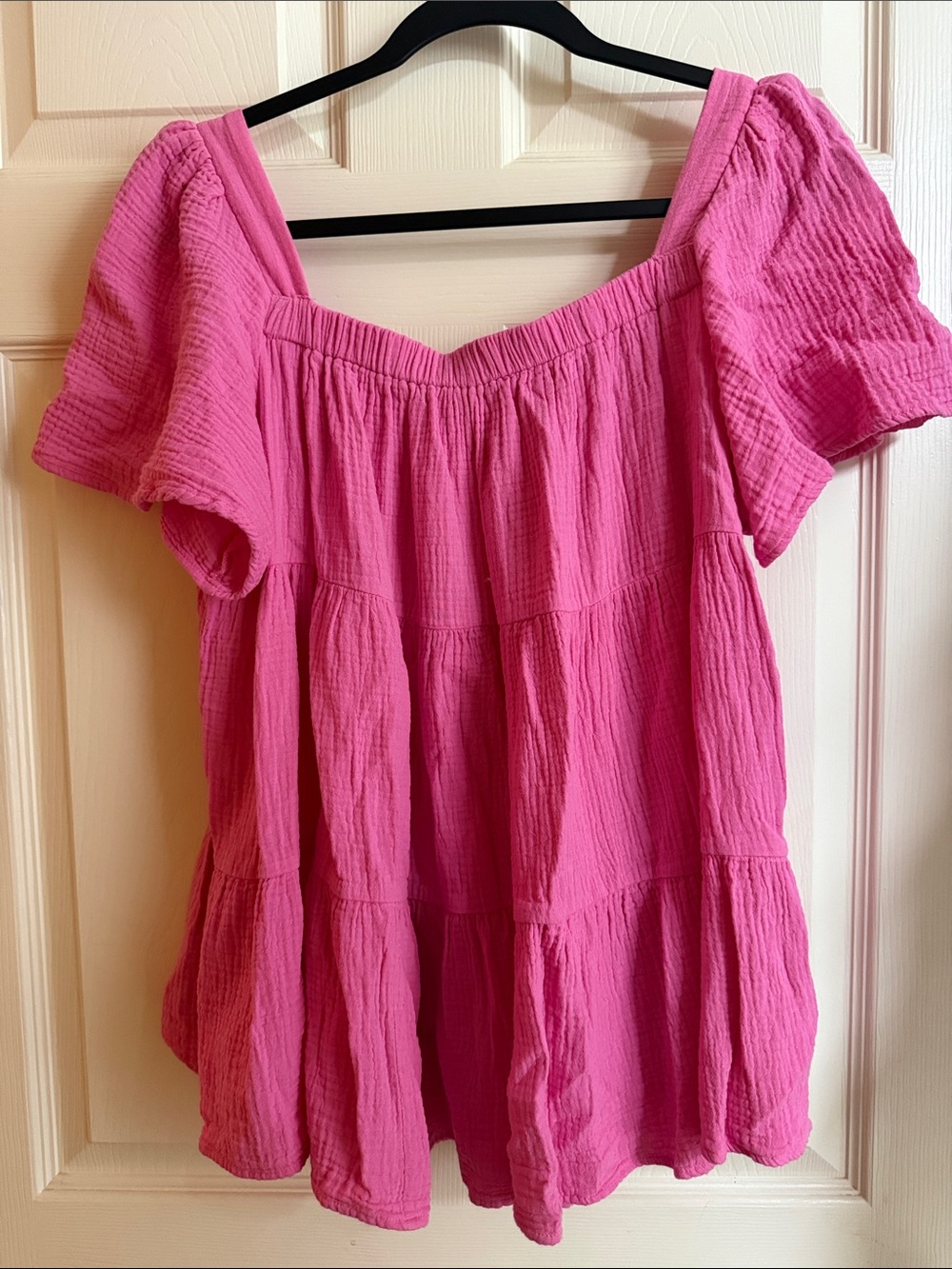 Source Unknown Hot Pink Puff-Sleeve Tiered Tunic Top